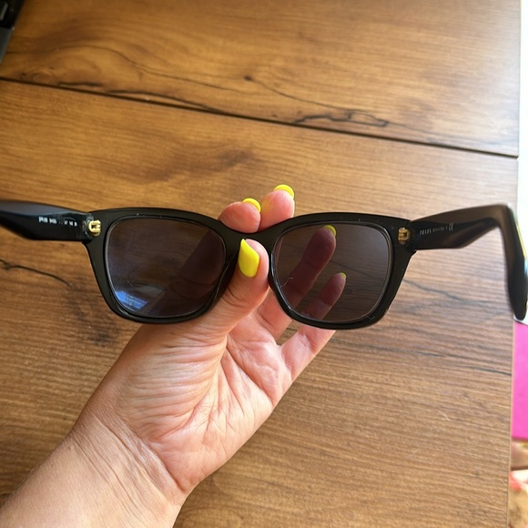Prada Sunglasses - Picture 3 of 6